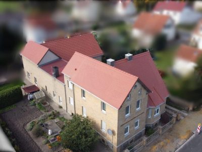 BAUUNTERNEHMEN MANFRED GRAFE - Dachdecker und Zimmerer - Dresden, Großenhain, Riesa, Meißen, Radebeul, Sachsen ||| Neueindeckung eines Wohnhauses mit Wirtschaftsgebäude, Plessa, 2022