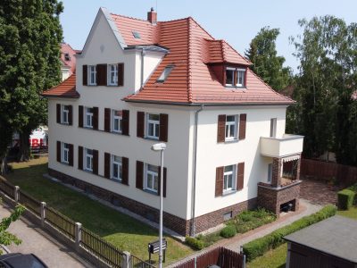 BAUUNTERNEHMEN MANFRED GRAFE - Putz- und Dämmarbeiten - Dresden, Großenhain, Riesa, Meißen, Radebeul, Sachsen ||| Fassadensanierung inkl. WDVS sowie Innendämmung eines denkmalgesch. MFH in Radebeul, 2015