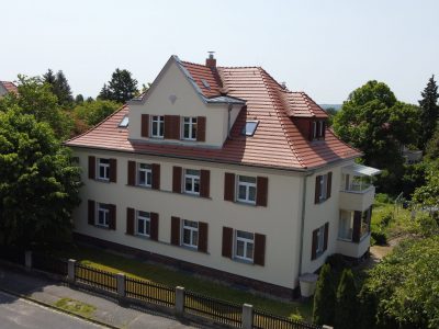 BAUUNTERNEHMEN MANFRED GRAFE - Putz- und Dämmarbeiten - Dresden, Großenhain, Riesa, Meißen, Radebeul, Sachsen ||| Fassadensanierung inkl. WDVS eines denkmalgeschützten MFH in Radebeul, 2016