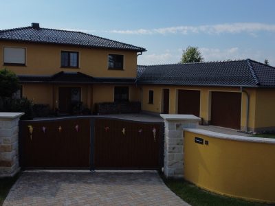 BAUUNTERNEHMEN MANFRED GRAFE - Putz- und Dämmarbeiten - Dresden, Großenhain, Riesa, Meißen, Radebeul, Sachsen ||| Errichtung eines Eigenheims (Erd- und Tiefbau, Mauerwerksbau, Dachdeckerleistung, Außenputz), Raden, 2016