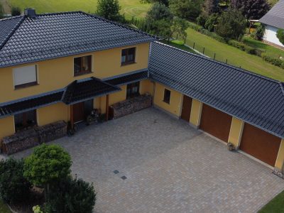 BAUUNTERNEHMEN MANFRED GRAFE - Dachdecker und Zimmerer - Dresden, Großenhain, Riesa, Meißen, Radebeul, Sachsen ||| Errichtung eines Eigenheims (Erd- und Tiefbau, Mauerwerksbau, Dachdeckerleistung, Außenputz), Raden, 2016