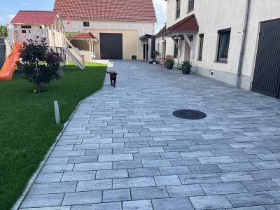 BAUUNTERNEHMEN MANFRED GRAFE - Mauerwerks- und Stahlbetonbau - Dresden, Großenhain, Riesa, Meißen, Radebeul, Sachsen ||| Neubau einer Gestaltungsmauer, Hofanlage und Carport, Görzig, 2022