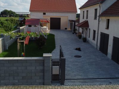 BAUUNTERNEHMEN MANFRED GRAFE - Mauerwerks- und Stahlbetonbau - Dresden, Großenhain, Riesa, Meißen, Radebeul, Sachsen ||| Neubau einer Gestaltungsmauer, Hofanlage und Carport, Görzig, 2022